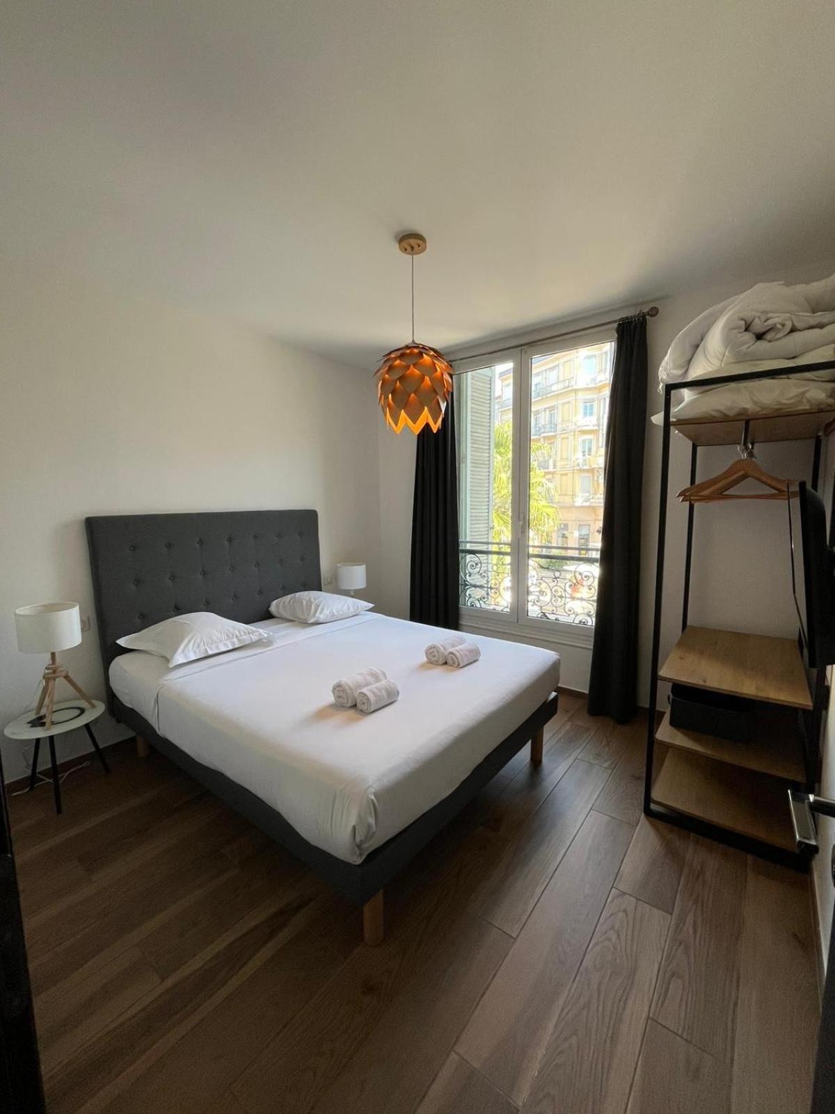 Appartement 2 Pieces Bourgeois Centre De *